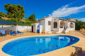 Villa Sunset Moraira mit eigenem Pool, Strandnähe, Klimaanlage, Heizung, Outdoor-Küche, Grill